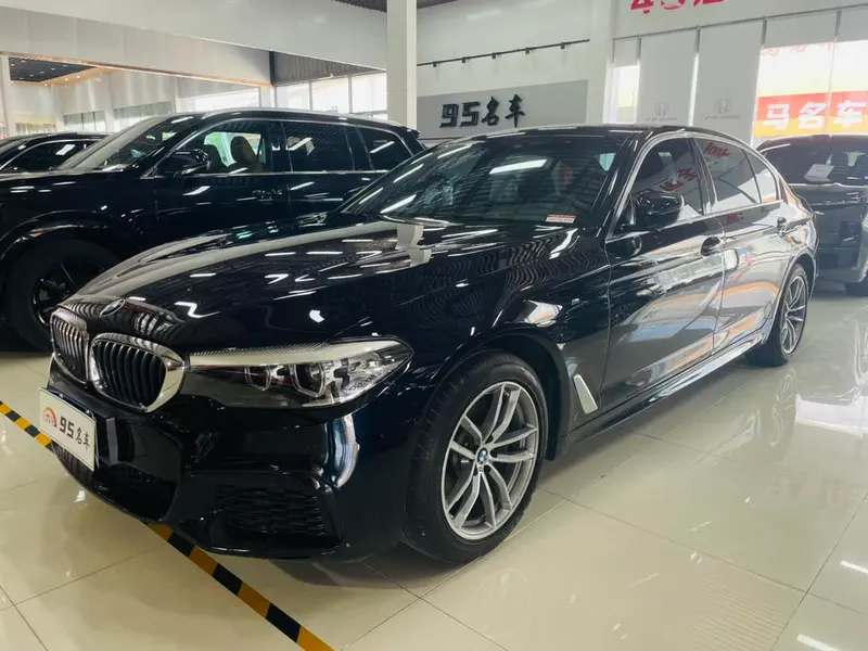 BMW 5-Series, 2020