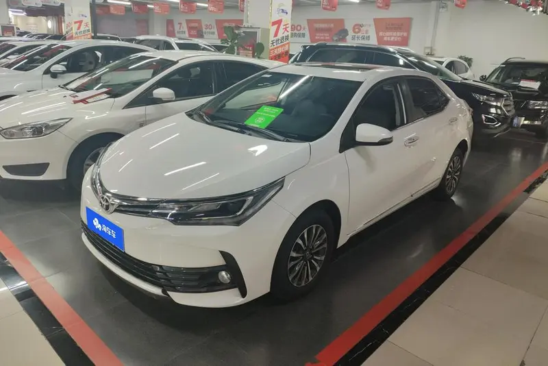 Toyota Corolla 1.2T CVT GL, 2017 — фото 1