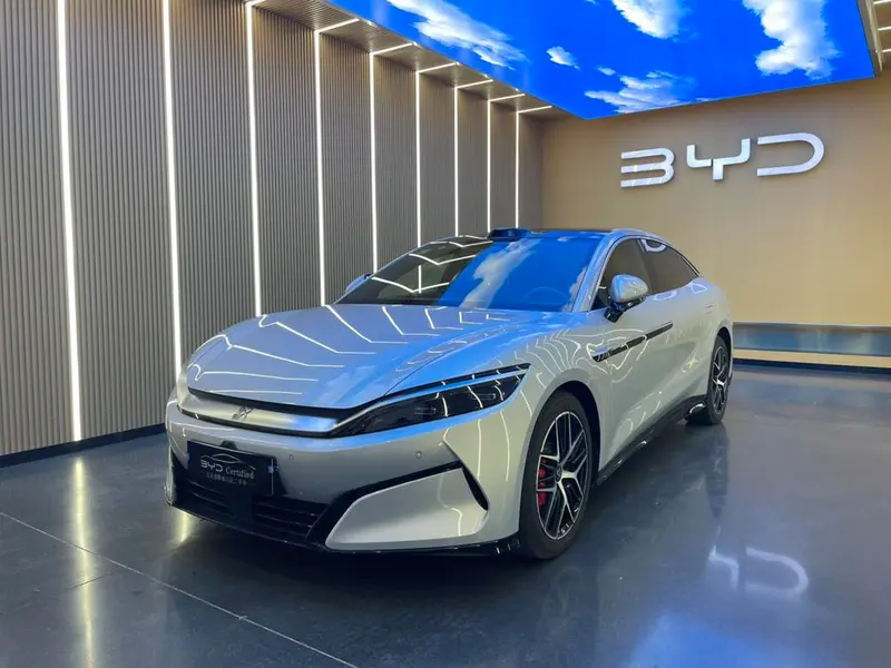 BYD Han L EV, 2025