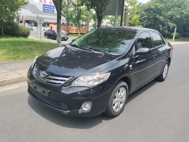 Toyota Corolla Stylish Edition 1.6L Auto GL, 2012 — фото 1