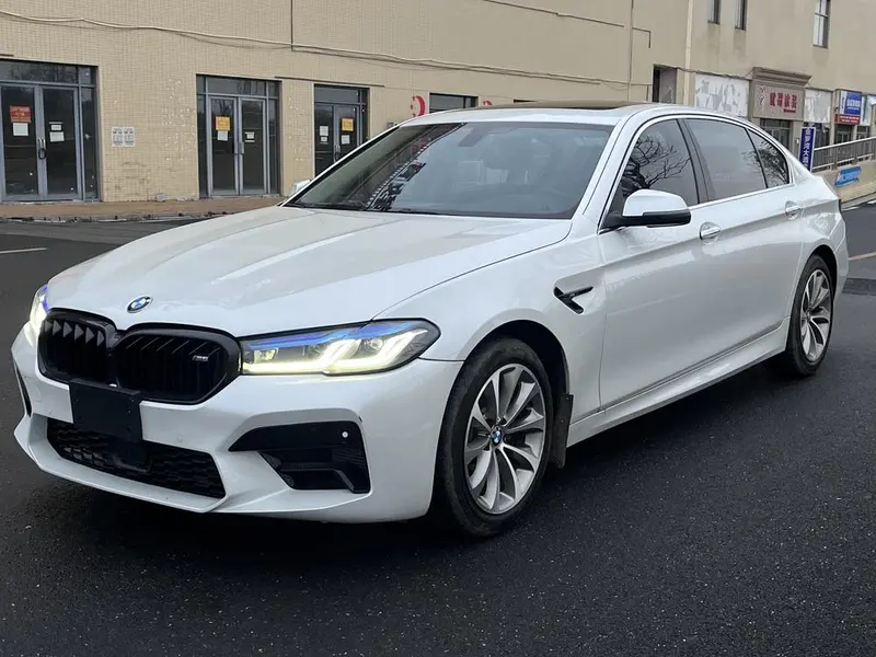 BMW 5-Series, 2017
