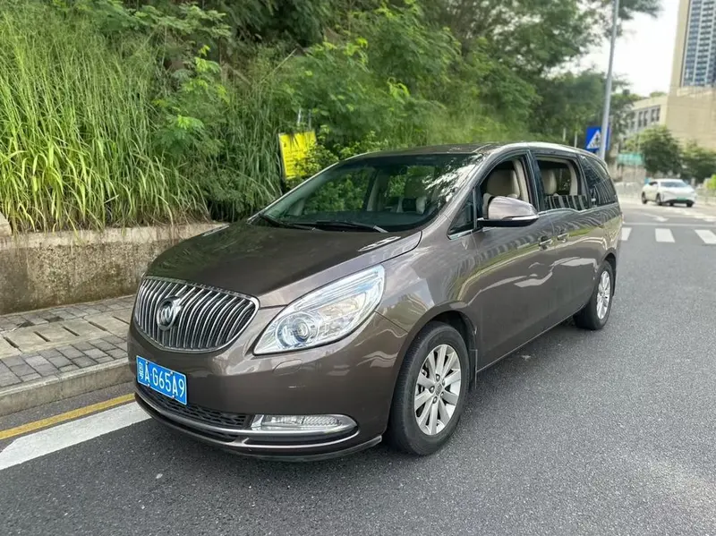 Buick GL8, 2015