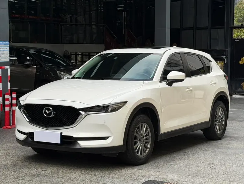 Mazda CX-5 2.0L Auto 2WD Style Version CN5, 2017 — фото 1