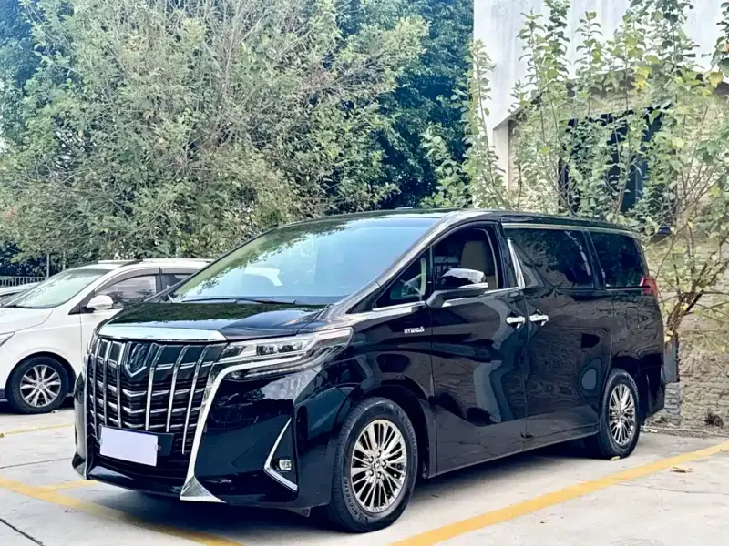 Toyota Alphard, 2021