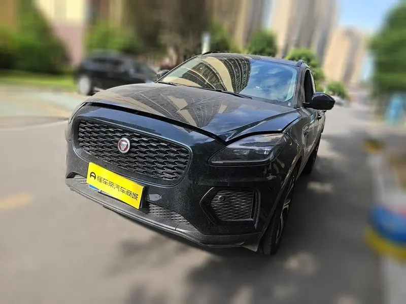 Jaguar E-PACE, 2024