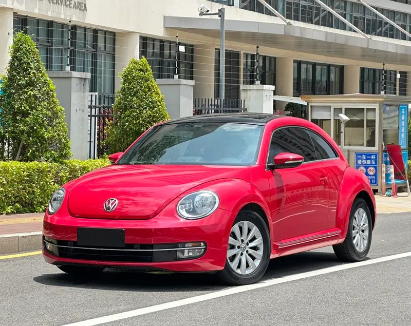 Volkswagen Beetle 1.4TSI Comfort Version, 2013 — фото 1
