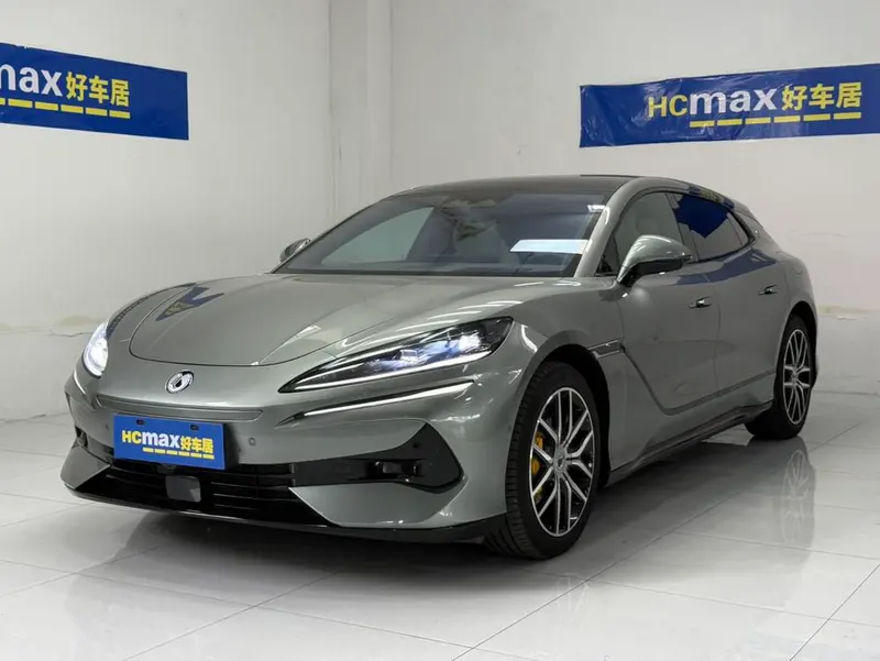 Denza Z9 GT DM, 2024