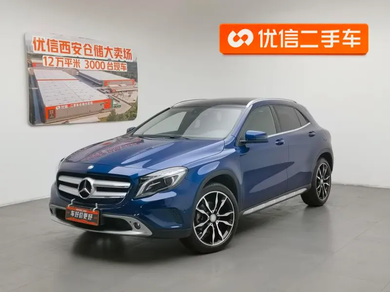 Mercedes-Benz GLA GLA 200 蓝调 версия, 2016 — фото 1