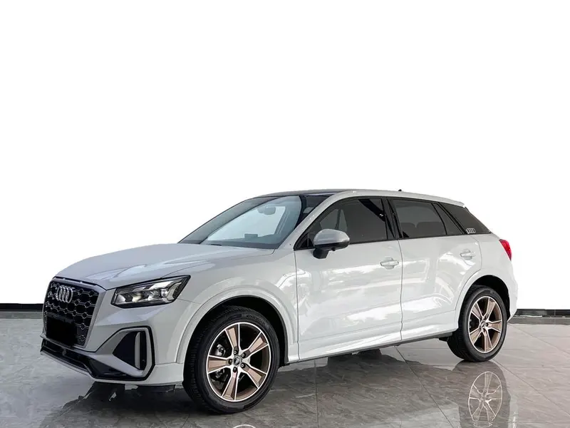 Audi Q2L, 2022