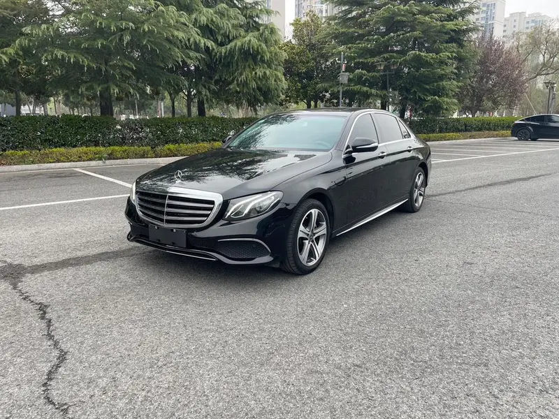 Mercedes-Benz E-Class, 2016