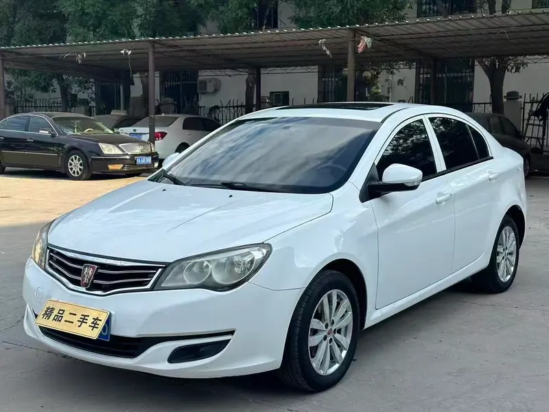 Roewe 350 1.5L Manual Luxury Sunroof Edition, 2015 — фото 1