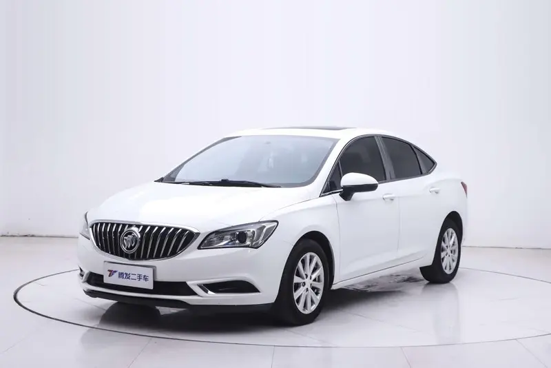 Buick Verano Sedan 20T Dual Clutch Leading Version, 2015 — фото 1