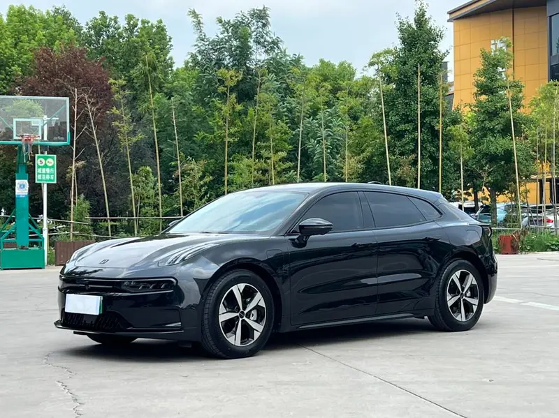 Zeekr 001, 2022