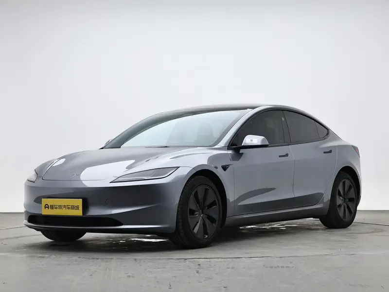 Tesla Model 3 Long Range AWD Edition, 2023 — фото 1