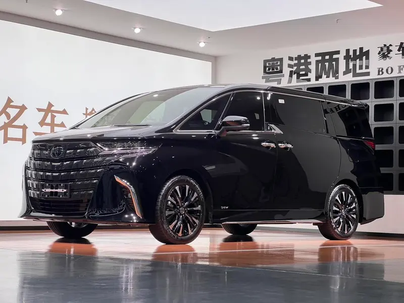 Toyota Alphard, 2023