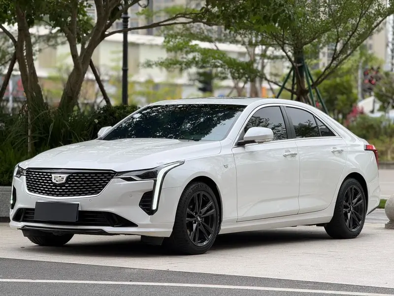 Cadillac CT4 25T Luxury Version, 2023 — фото 1