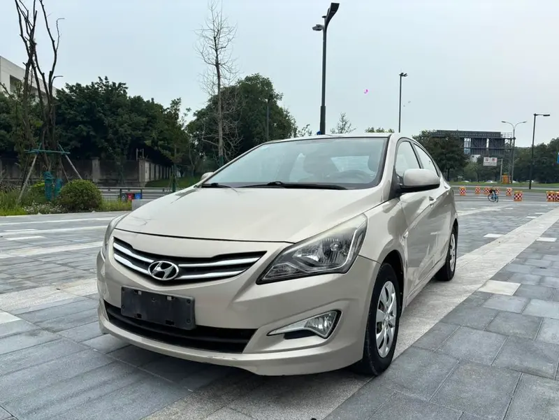 Hyundai Verna, 2014
