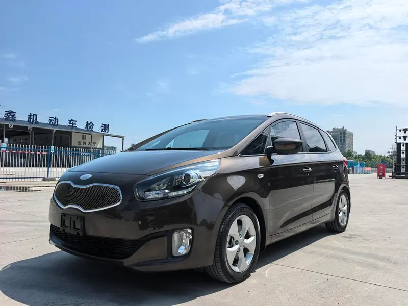 Kia Carens, 2013