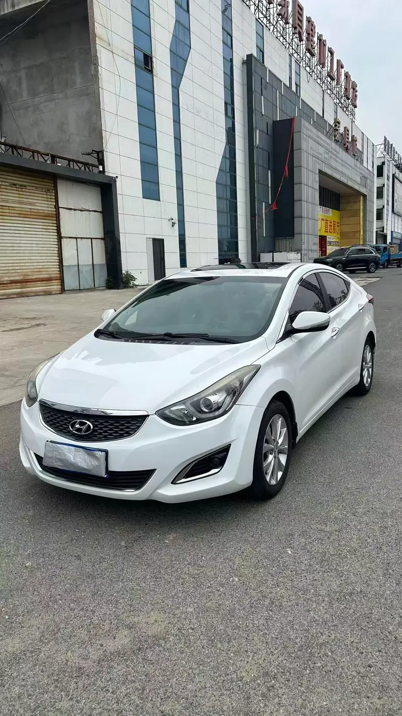 Hyundai Elantra Langdong, 2016