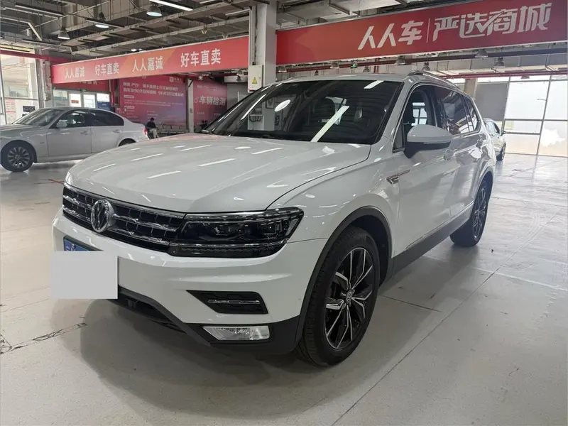 Volkswagen Tiguan L 330TSI Auto 2WD Flagship Edition, 2017 — фото 1
