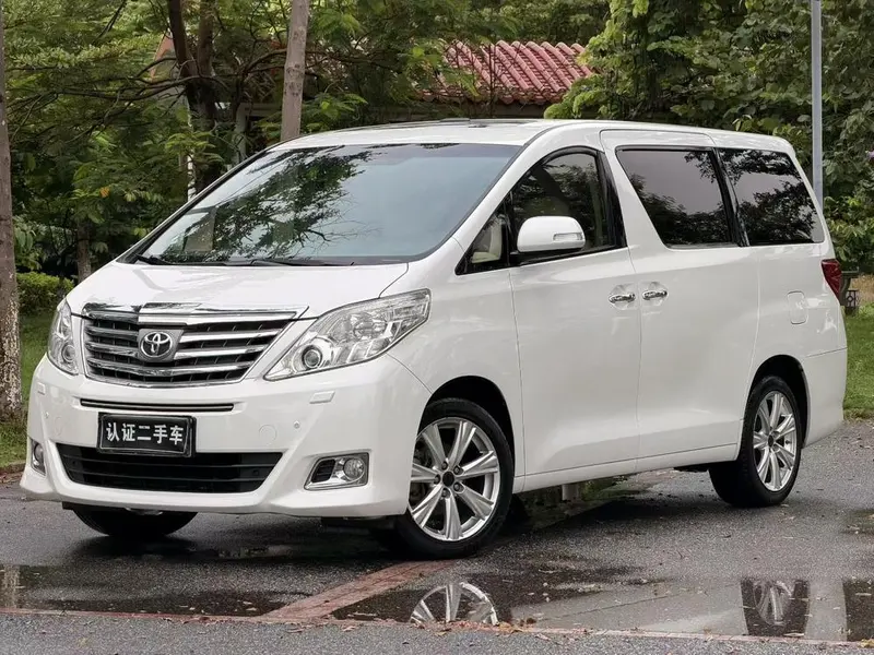 Toyota Alphard, 2012