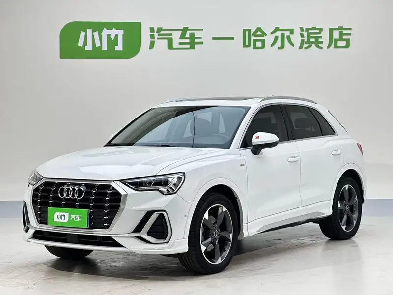 Audi Q3, 2022