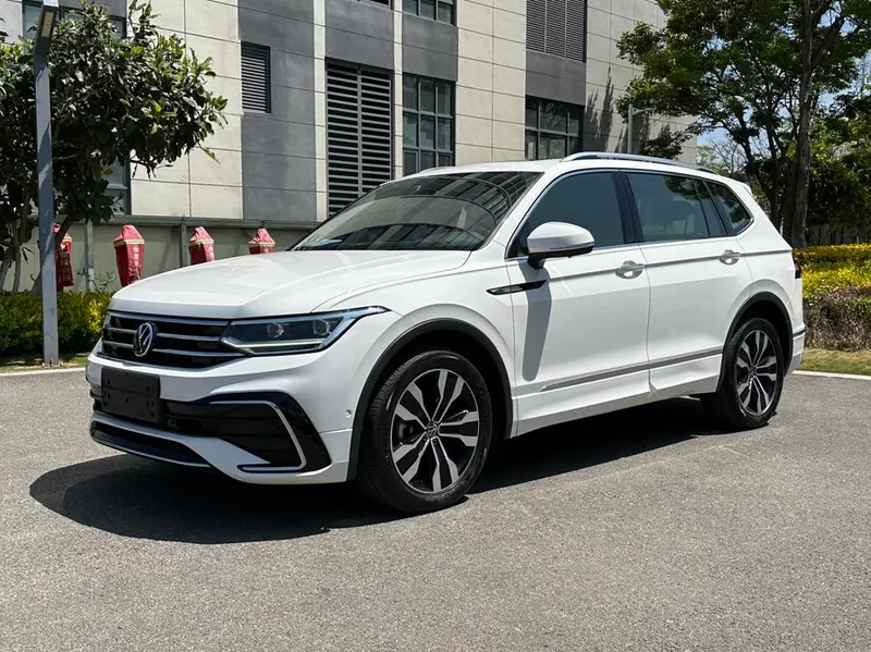 Volkswagen Tiguan L, 2022