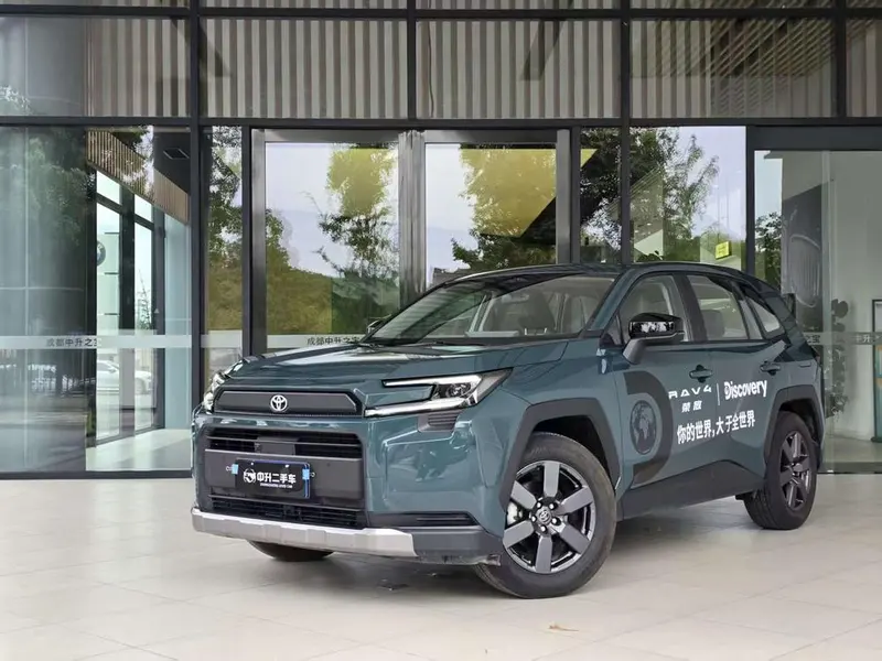 Toyota RAV4 Dual Engine 2.5L 4WD Luxury Edition, 2026 — фото 1