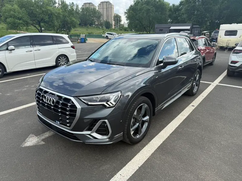 Audi Q3, 2023