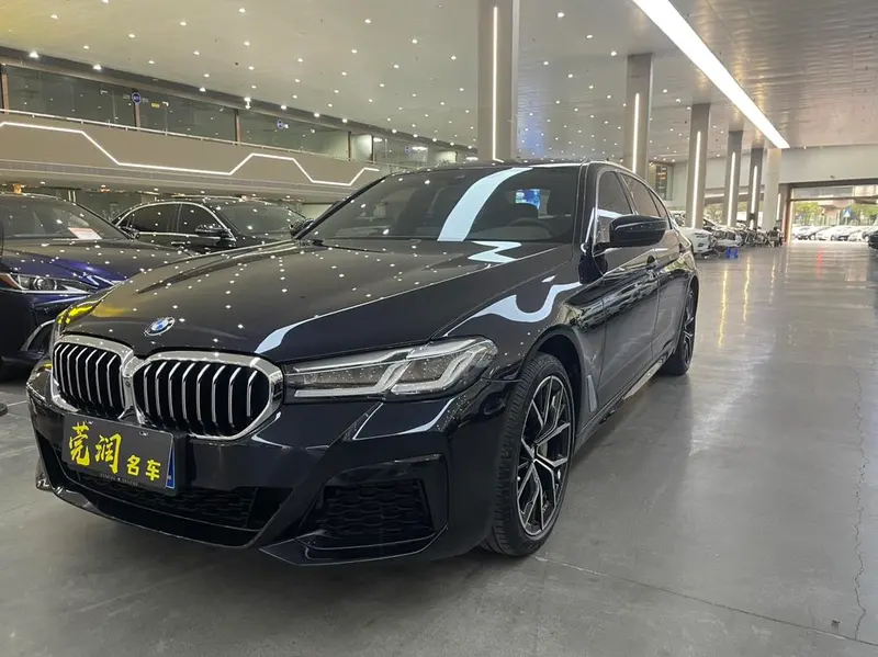 BMW 5-Series, 2023