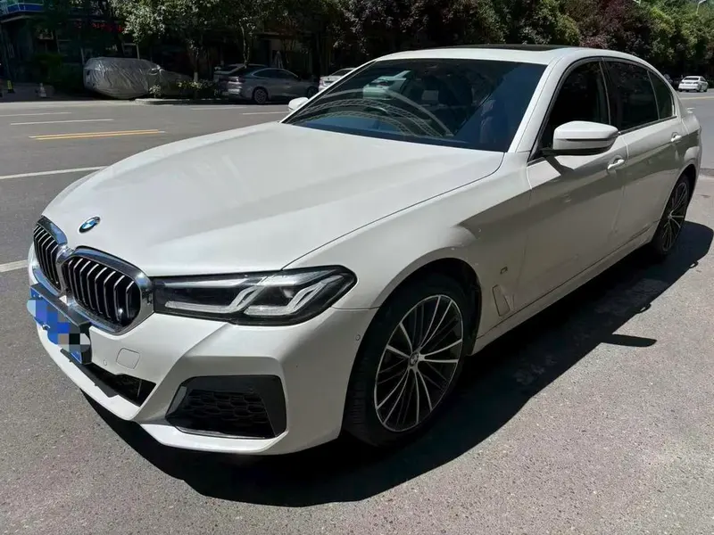 BMW 5-Series, 2023