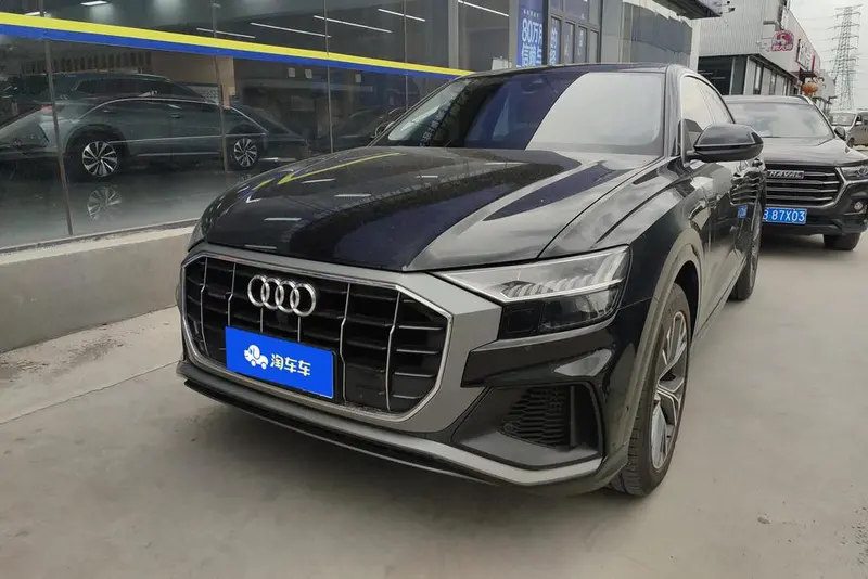 Audi Q8, 2022