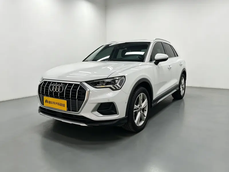 Audi Q3, 2021