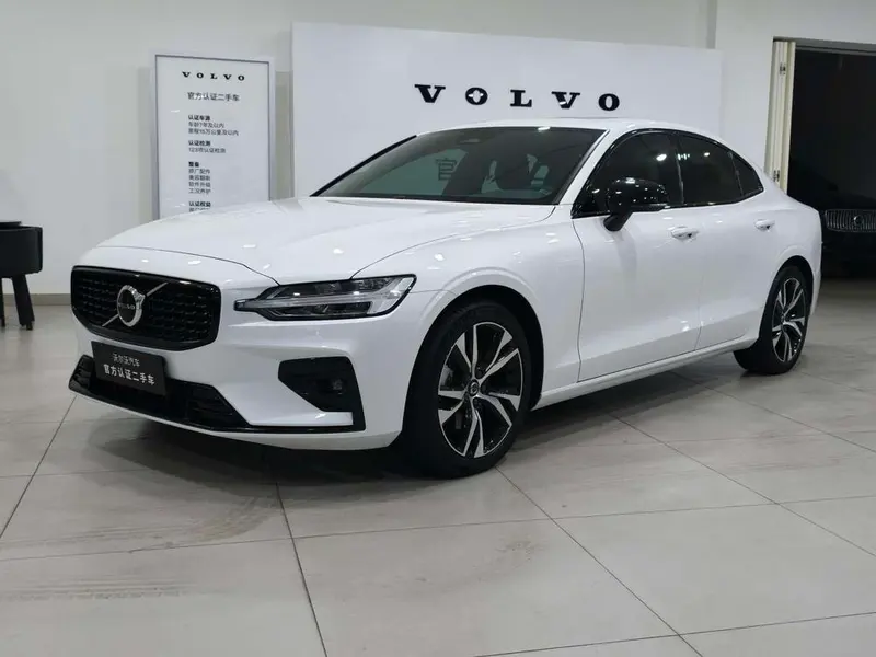 Volvo S60, 2024