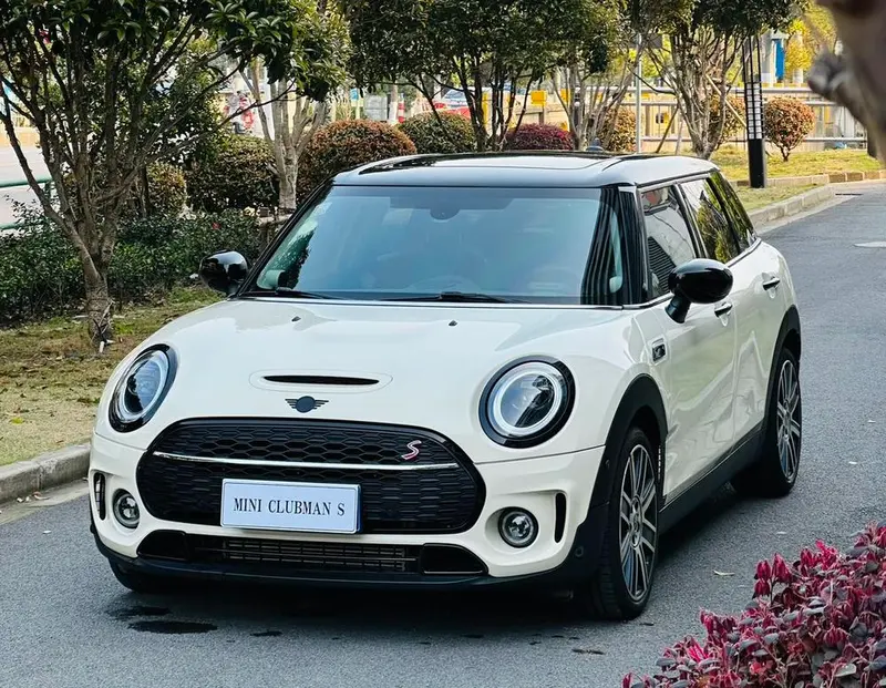 MINI CLUBMAN, 2022