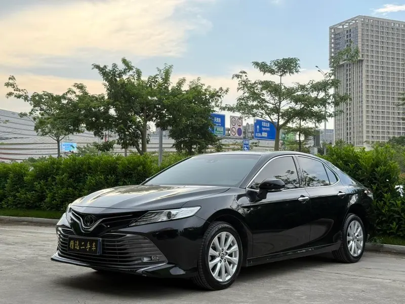 Toyota Camry, 2019