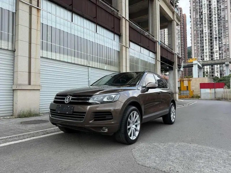 Volkswagen Touareg, 2015