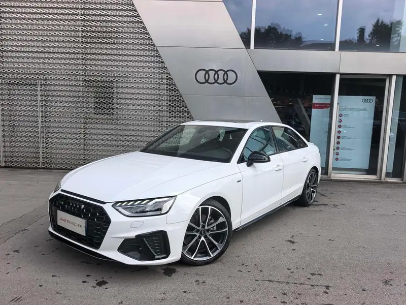 Audi A4L 40 TFSI quattro Luxury Version, 2023 — фото 1