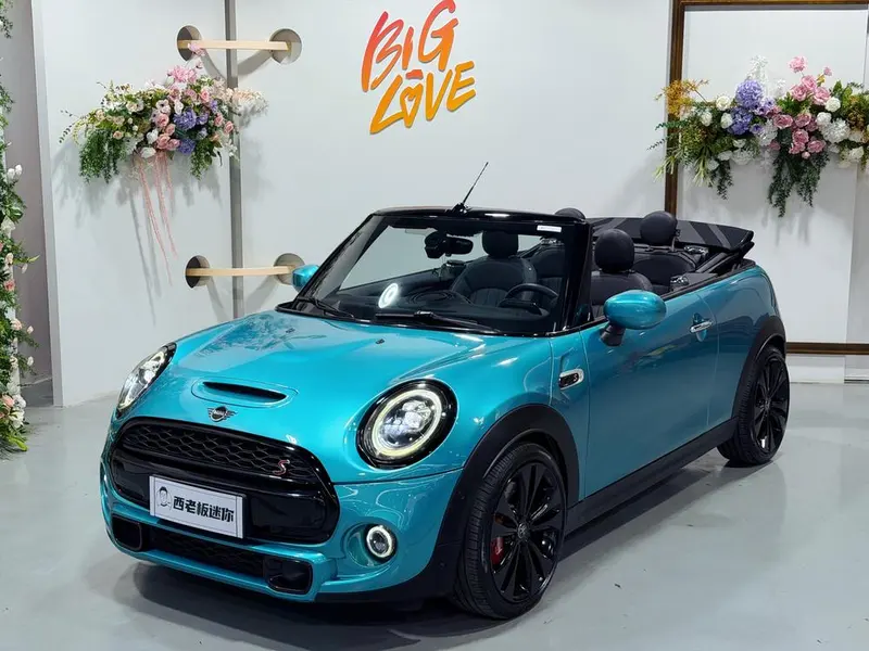 MINI MINI 2.0T COOPER S CABRIO 加勒比蓝 Коллекционная, 2021 — фото 1