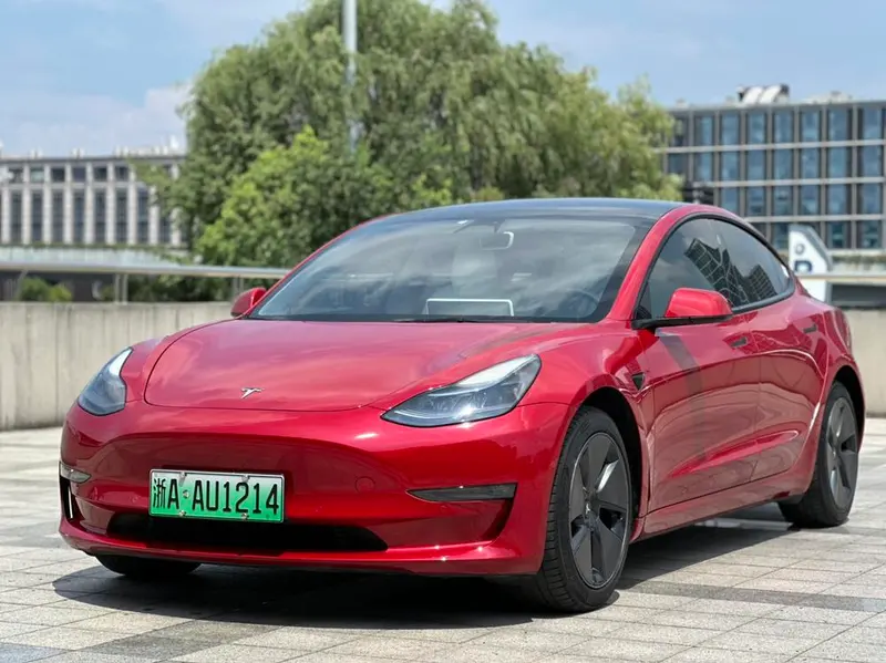 Tesla Model 3 Edition, 2022 — фото 1