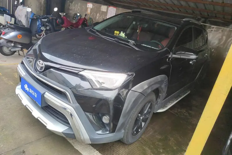 Toyota RAV4 2.0L CVT 2WD Style X Limited Edition CN6, 2019 — фото 1