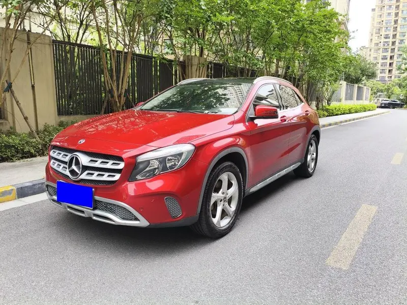 Mercedes-Benz GLA GLA 200 Version, 2017 — фото 1