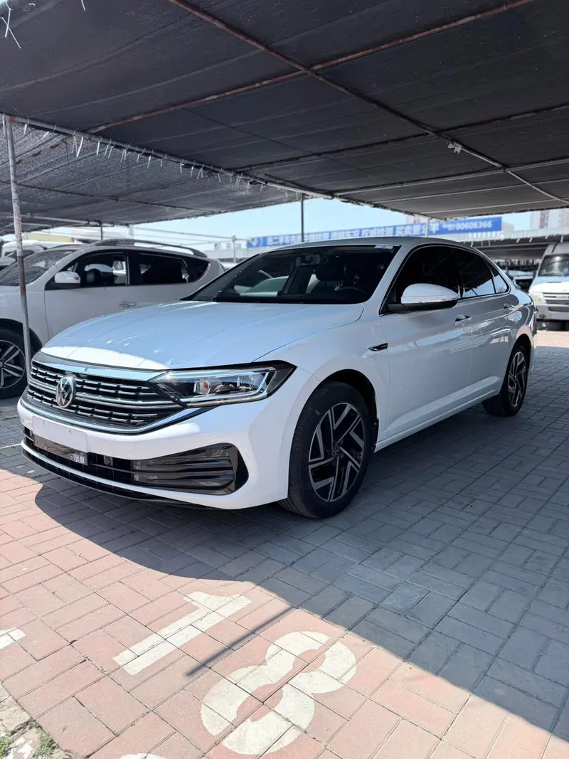Volkswagen Sagitar, 2023