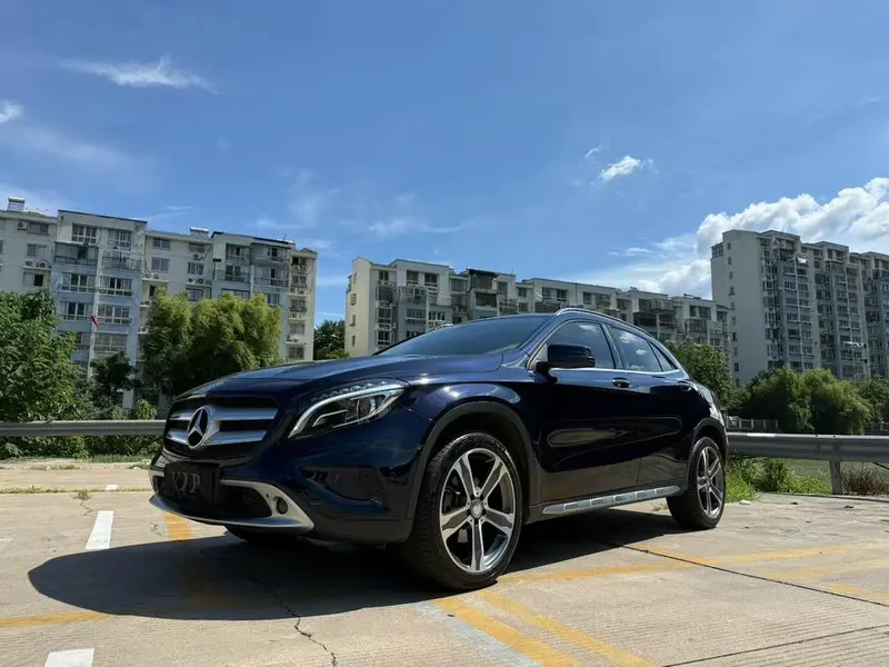 Mercedes-Benz GLA GLA 220 4MATIC Luxury Version, 2015 — фото 1