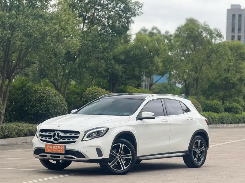 Mercedes-Benz GLA GLA 200 Fashion Version, 2018 — фото 1