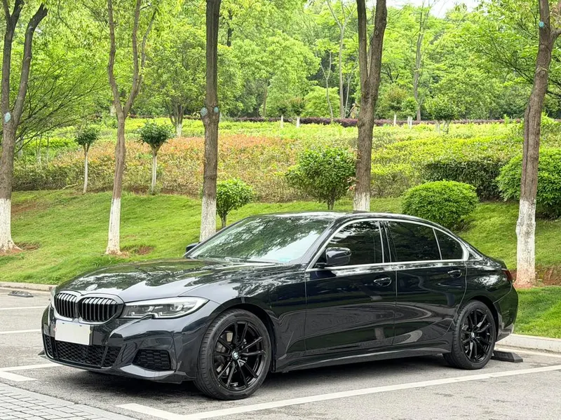 BMW 3-Series, 2021