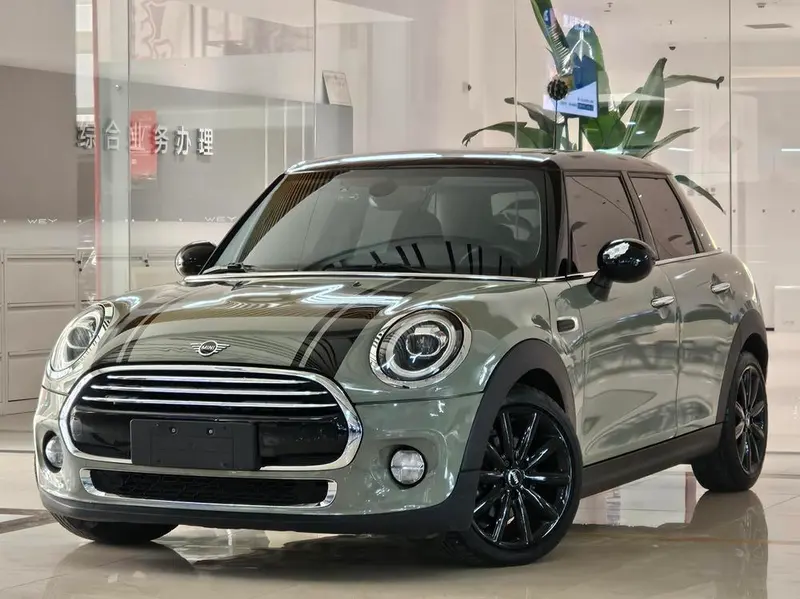 MINI MINI 1.5T COOPER Artist Edition, 2018 — фото 1