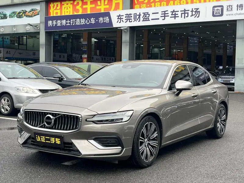 Volvo S60, 2021