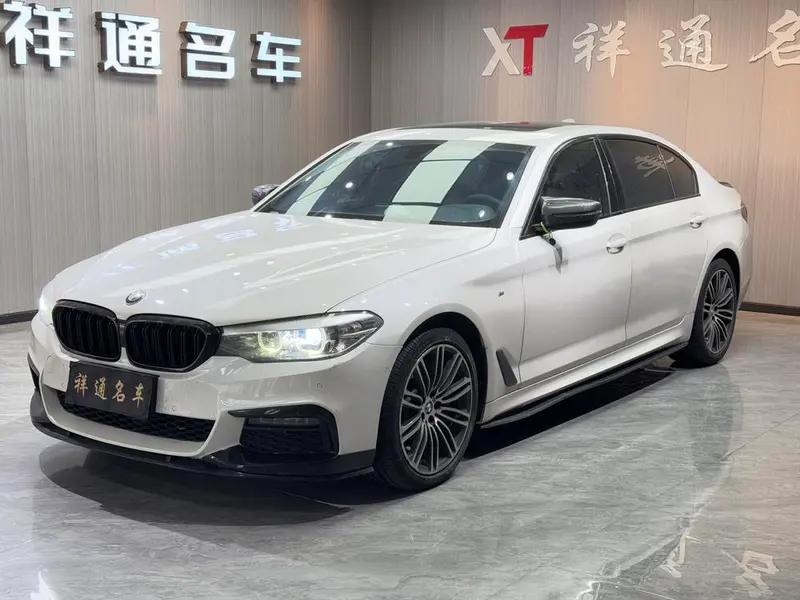 BMW 5-Series, 2019