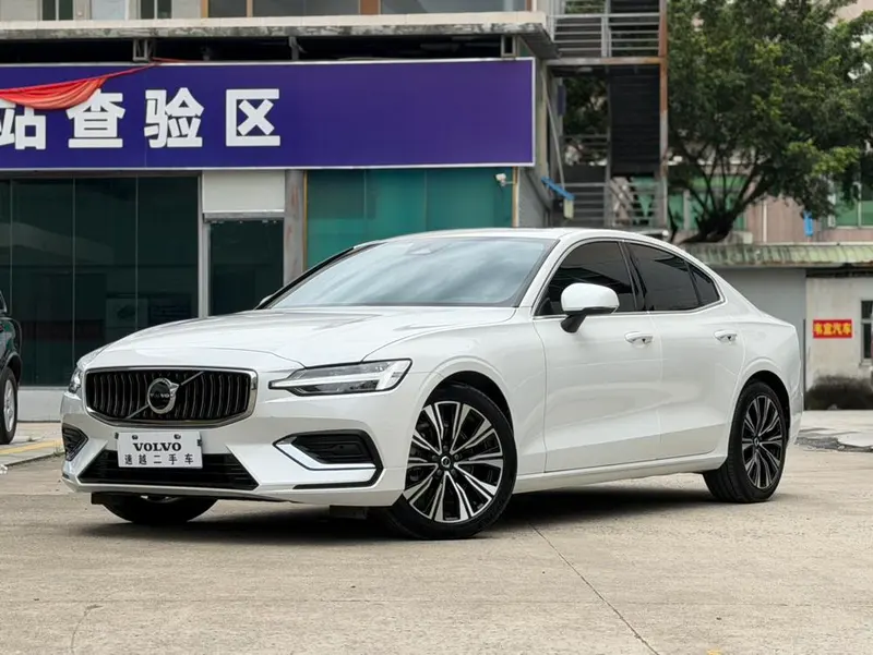 Volvo S60, 2025